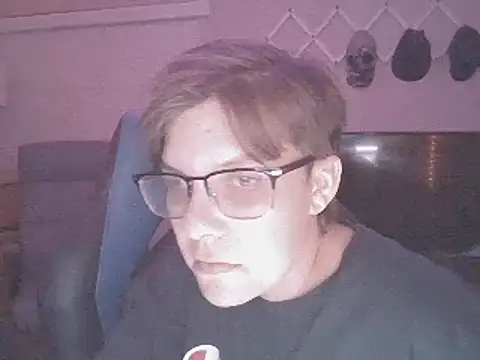 Snapshot of KaliSnow199623 chatting on 01-14-25, 05:40 KaliSnow199623 online show from 01-14-25, 05:40