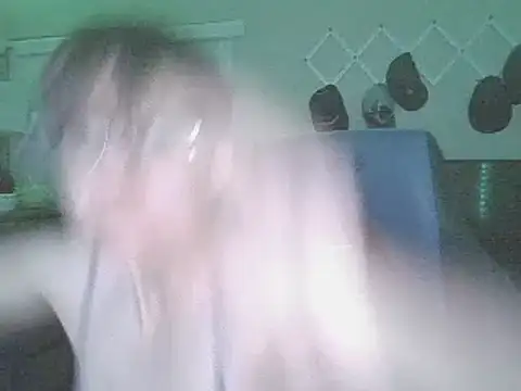 Snapshot of KaliSnow199623 chatting on 01-24-25, 04:27 KaliSnow199623 online show from 01-24-25, 04:27