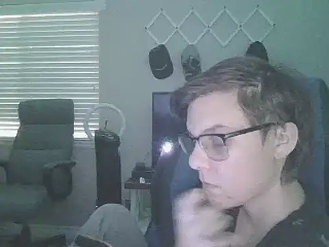 Snapshot of KaliSnow199623 chatting on 02-15-25, 01:31 KaliSnow199623 online show from 02-15-25, 01:31