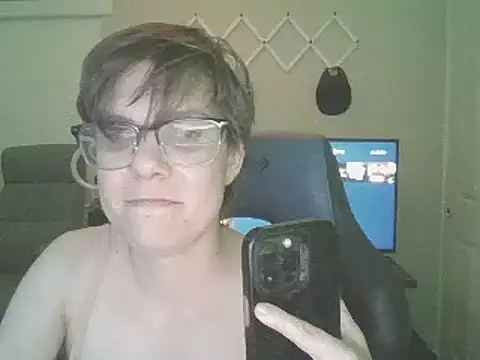 Snapshot of KaliSnow199623 chatting on 02-27-25, 07:34 KaliSnow199623 online show from 02-27-25, 07:34