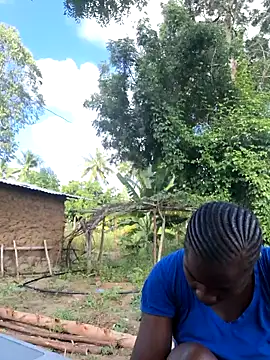 Snapshot of missarpie chatting on 09-29-25, 05:23 missarpie online show from 09-29-25, 05:23