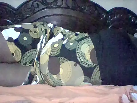 Snapshot of missarpie chatting on 10-31-25, 05:25 missarpie online show from 10-31-25, 05:25