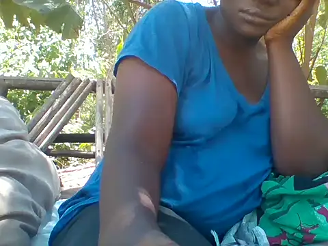 Snapshot of missarpie chatting on 11-02-25, 09:00 missarpie online show from 11-02-25, 09:00