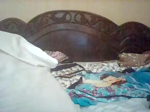 Snapshot of missarpie chatting on 11-14-25, 07:29 missarpie online show from 11-14-25, 07:29