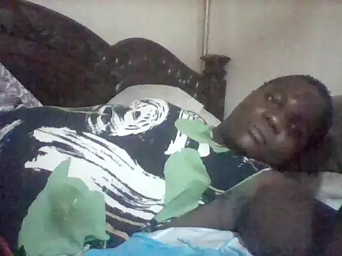 Snapshot of missarpie chatting on 11-28-25, 05:48 missarpie online show from 11-28-25, 05:48