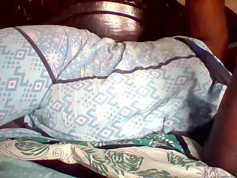 Snapshot of missarpie chatting on 04-03-26, 08:29 missarpie online show from 04-03-26, 08:29