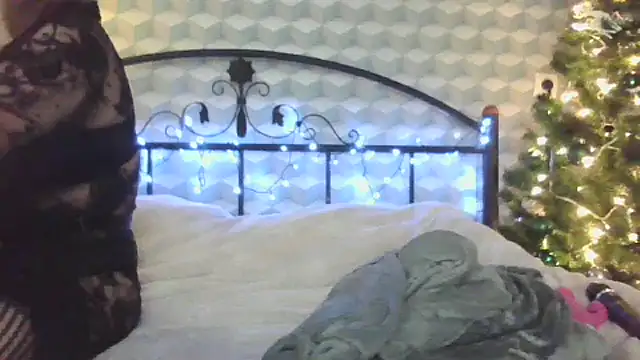  Leslyy Solo 1 online show from 12-30-24, 01:58