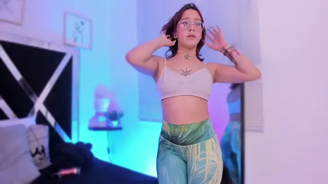 sofi bakerr online show from 03-19-25, 11:14