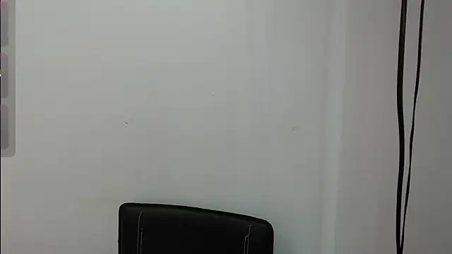 Snapshot of salome__lopez_ chatting on 11-25-25, 04:51 salome lopez online show from 11-25-25, 04:51