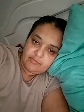 sarahhh1987 online show from 11-01-25, 04:31