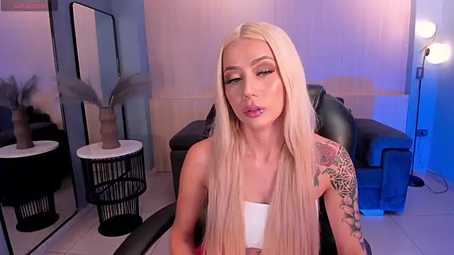 HannaConnor  online show from 02-27-25, 07:58