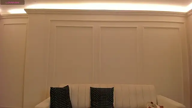 AliceHarper  online show from 01-09-26, 07:48