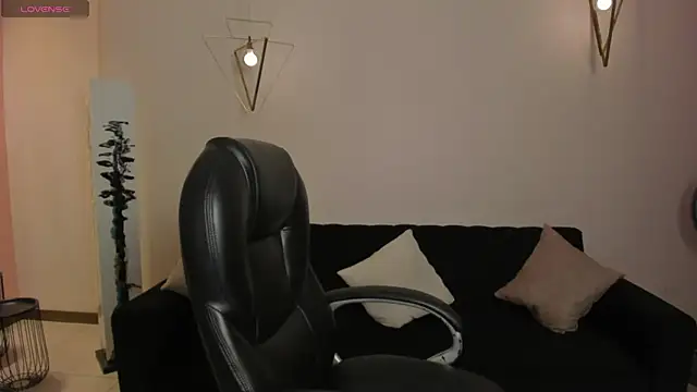 AliceHarper  online show from 03-30-26, 10:22