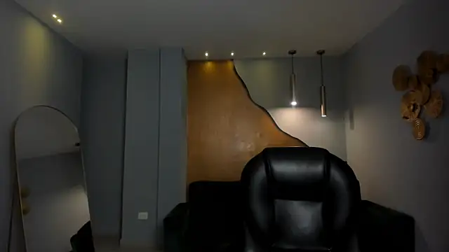 AliceHarper  online show from 04-20-26, 07:37