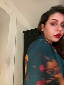 Snapshot of holyeroticss chatting on 01-18-25, 03:42 holyeroticss online show from 01-18-25, 03:42