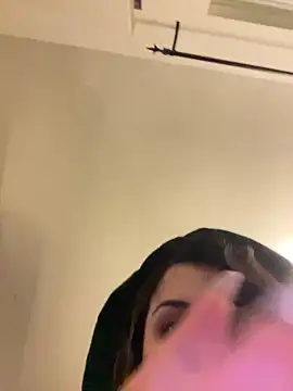 Snapshot of holyeroticss chatting on 01-30-25, 01:22 holyeroticss online show from 01-30-25, 01:22