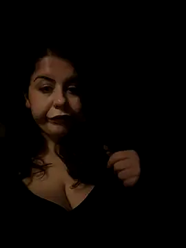 Snapshot of holyeroticss chatting on 09-16-25, 02:01 holyeroticss online show from 09-16-25, 02:01