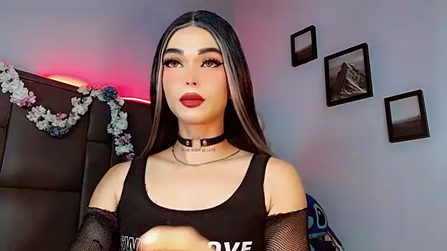 Snapshot of Marian_LV chatting on 09-23-25, 08:06 Marian LV online show from 09-23-25, 08:06