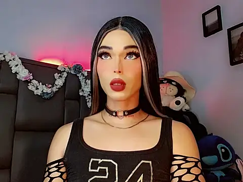 Snapshot of Marian_LV chatting on 10-01-25, 11:05 Marian LV online show from 10-01-25, 11:05