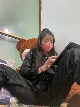 Snapshot of Dawn_hope chatting on 02-19-25, 02:34 Dawn hope online show from 02-19-25, 02:34