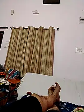 Snapshot of roadtucker123 chatting on 02-09-25, 01:00 roadtucker123 online show from 02-09-25, 01:00