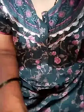 Snapshot of sexyrapa chatting on 12-05-24, 06:54 sexyrapa online show from 12-05-24, 06:54