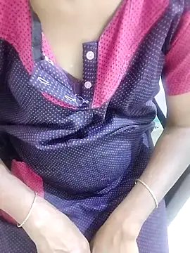 Snapshot of sexyrapa chatting on 03-08-25, 12:22 sexyrapa online show from 03-08-25, 12:22