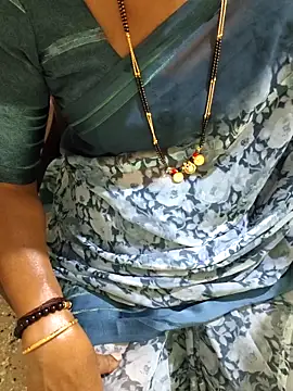 Snapshot of sexyrapa chatting on 12-15-25, 12:59 sexyrapa online show from 12-15-25, 12:59