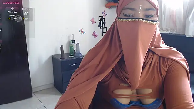 Aaliyah brown online show from 01-26-25, 01:58