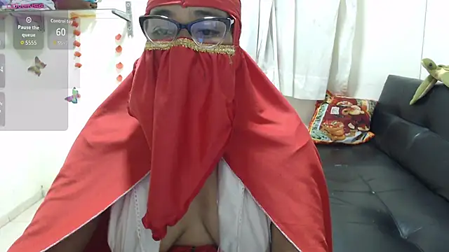 Aaliyah brown online show from 10-03-25, 05:04