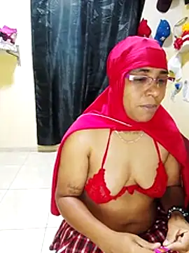 Aaliyah brown online show from 12-02-25, 03:34