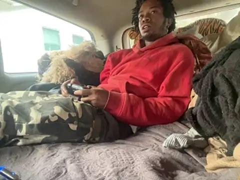 SlimeCrownzOut5 online show from 11-01-25, 02:08