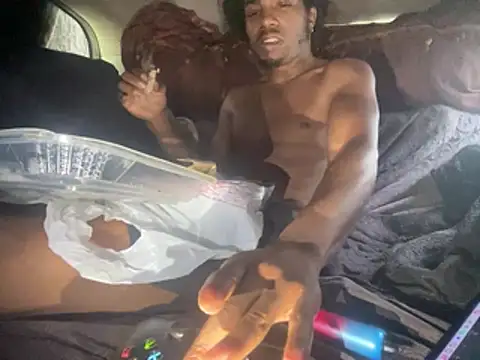 SlimeCrownzOut5 online show from 04-05-26, 07:22