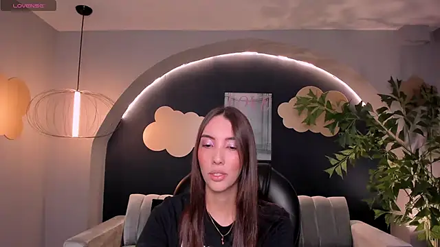 AnaisNin online show from 02-10-25, 12:18