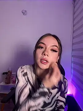 Snapshot of Shani_tay chatting on 03-20-25, 03:45 Shani tay online show from 03-20-25, 03:45