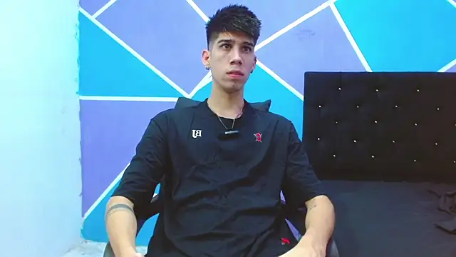 Snapshot of jhony-sex chatting on 12-04-24, 03:15 jhony-sex online show from 12-04-24, 03:15