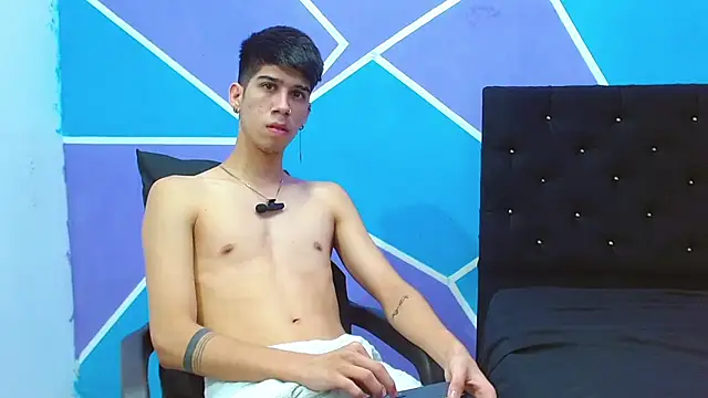 Snapshot of jhony-sex chatting on 12-12-24, 06:36 jhony-sex online show from 12-12-24, 06:36