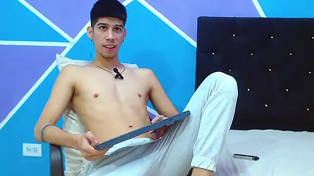 Snapshot of jhony-sex chatting on 01-10-25, 09:34 jhony-sex online show from 01-10-25, 09:34