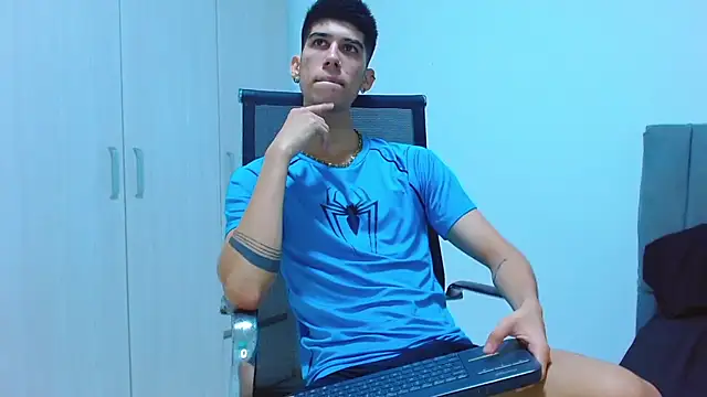 Snapshot of jhony-sex chatting on 09-24-25, 04:27 jhony-sex online show from 09-24-25, 04:27