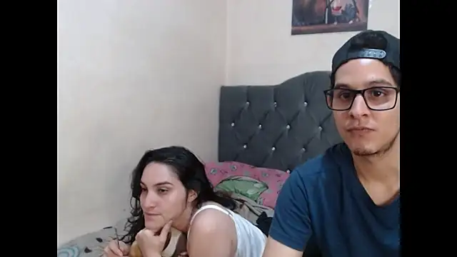 blackwolf whitebee online show from 12-08-24, 04:25