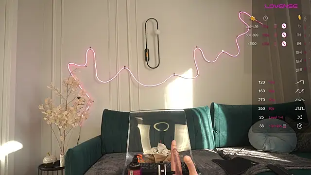 anna54784 online show from 12-14-24, 09:51