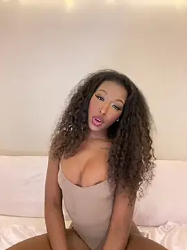 princesslola666 online show from 01-12-25, 03:07