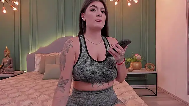 Snapshot of IrisBaker chatting on 12-10-24, 05:22 IrisBaker online show from 12-10-24, 05:22