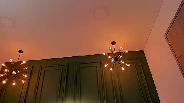 Snapshot of IrisBaker chatting on 01-05-25, 09:03 IrisBaker online show from 01-05-25, 09:03