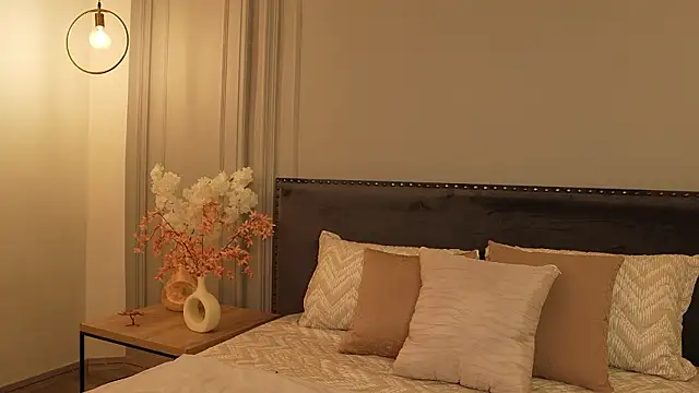 IrisBaker online show from 03-29-26, 12:10