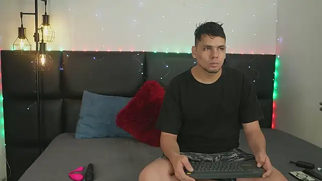 Cleoanubis- online show from 12-13-24, 05:05