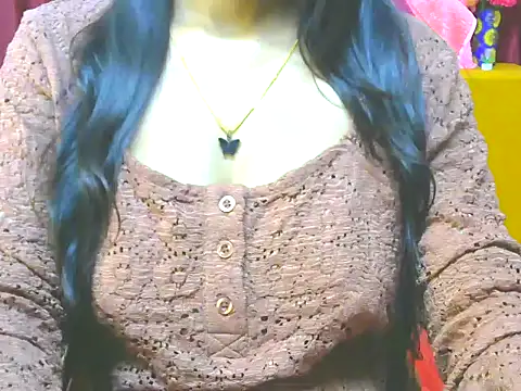 Snapshot of ishmita99 chatting on 03-02-25, 04:42 ishmita99 online show from 03-02-25, 04:42