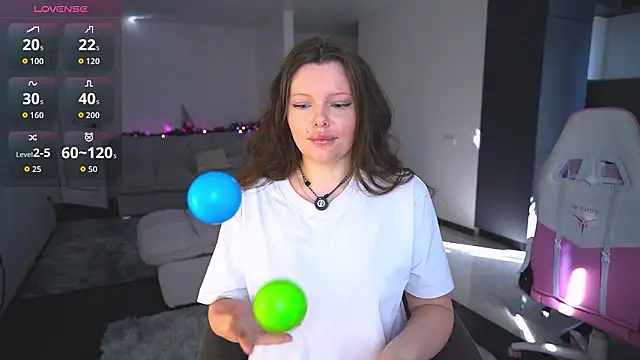 Your Sweet Julia online show from 03-24-26, 04:50