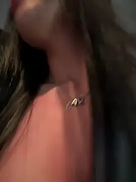 Snapshot of Alexandra_duque chatting on 09-24-25, 08:23 Alexandra duque online show from 09-24-25, 08:23