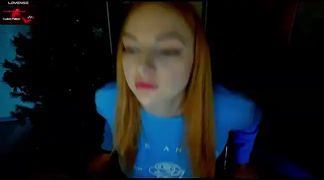 Snapshot of Stella__Cox chatting on 12-26-24, 06:30 Stella  Cox online show from 12-26-24, 06:30